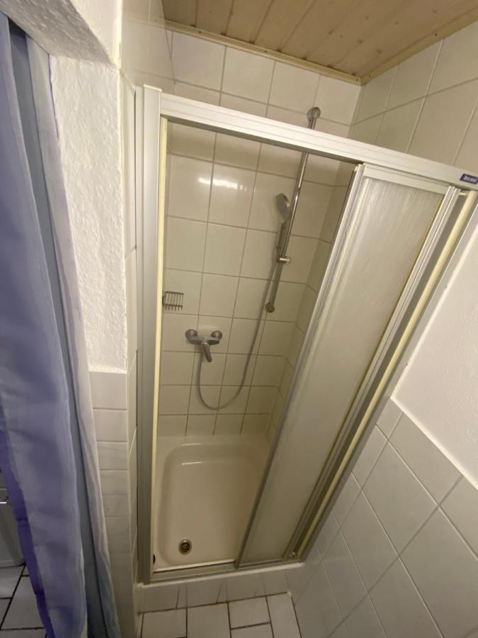 Unterkunft Bei Mota Baunatal Esterno foto
